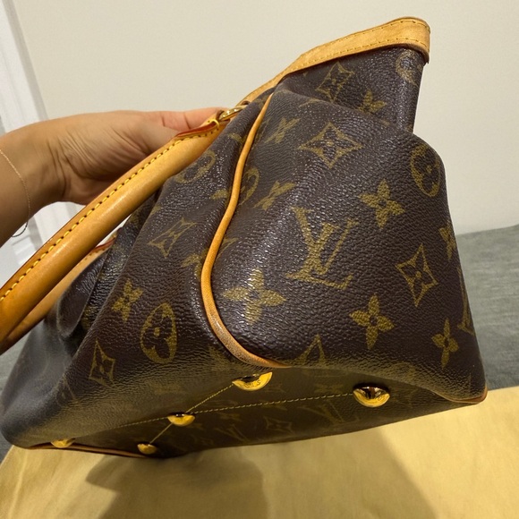 Louis Vuitton Tivoli PM - Picture 16 of 16
